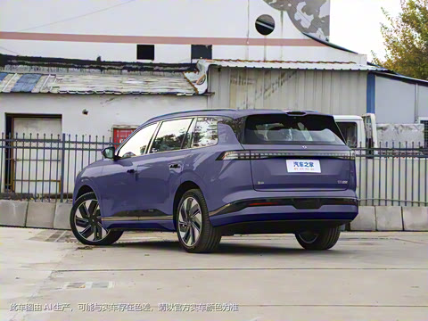 2025�� 636Ultra����� 5��