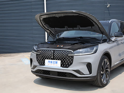 2024�� 3.0T V6 �������Ű� ����