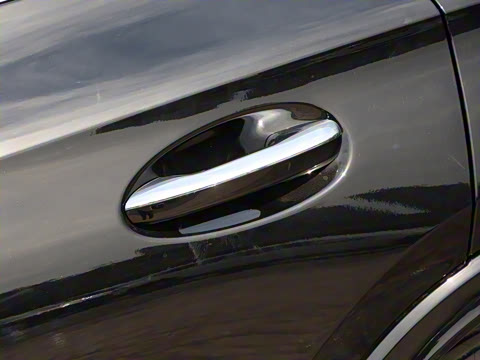 2025�� GLC 300 L 4MATIC ������ 5��