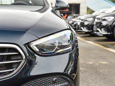 2024�� �Ŀ��� C 260 L