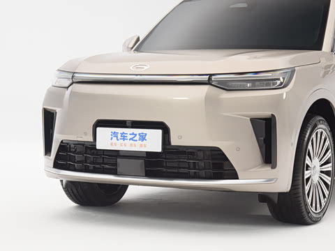 2025�� Ǭ�� UItra 6��