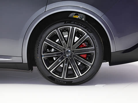 2024�� ���� 736km UItra