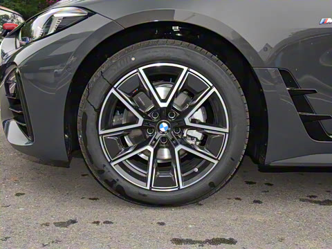 2024�� 425i Gran Coupe M�˶���װ