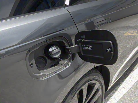 2025�� 400PS Dynamic HSE