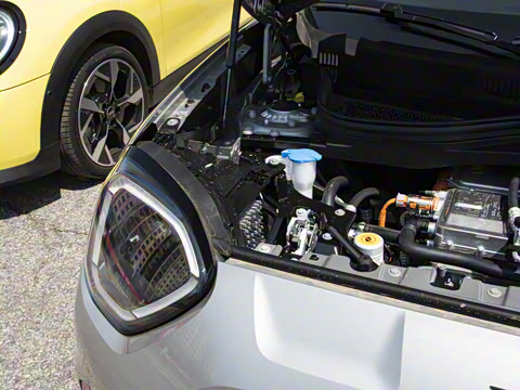 2025�� JOHN COOPER WORKS