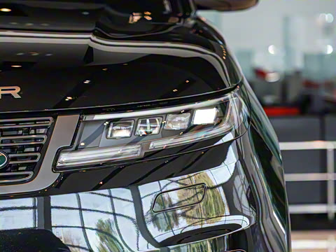 2025�� 400PS Dynamic SE