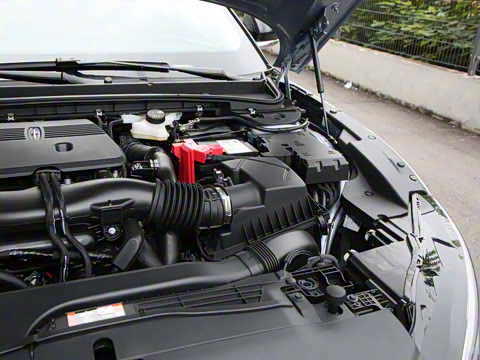 2025�� 2.0T ���а�