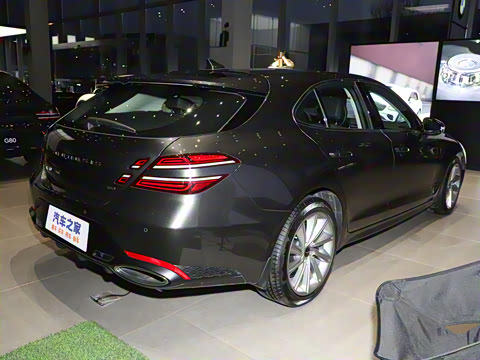 2024�� 2.0T ���Ͱ���������� Shooting Brake