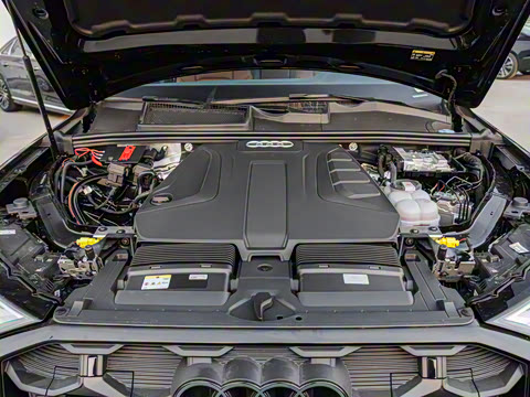 2025�� 45 TFSI quattro S line����ʿ��