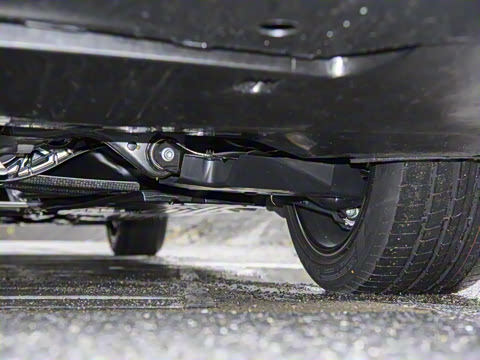 2024�� �Ŀ��� C 260 L �ҹ�˶���