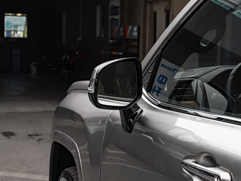 2025�� 700h ��;��