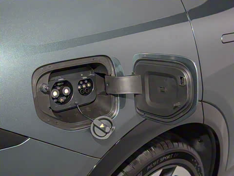 2025�� 702 �������� Ultra