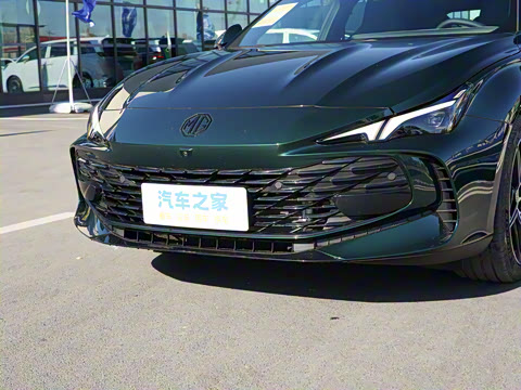 2025�� 2.0T Trophy+ �����˶���