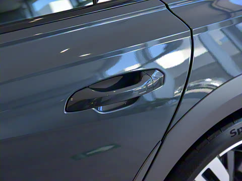 2025�� allroad quattro ̽���� 55 TFSI ����ԽҰ��