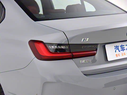 2025�� eDrive 40 L ��ҹ�˶���װ