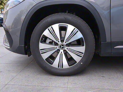 2025�� �Ŀ� EQA 260