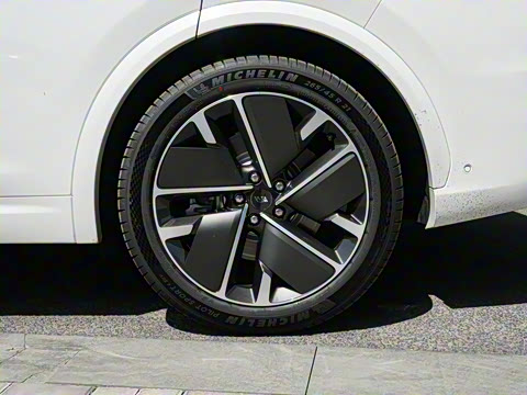 2025�� Max ���ܻ��°�