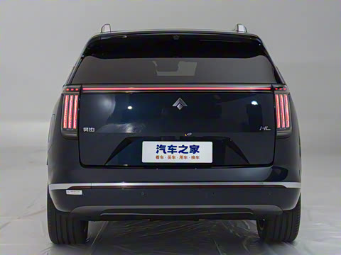 2025�� 700 Ultra�������������״��