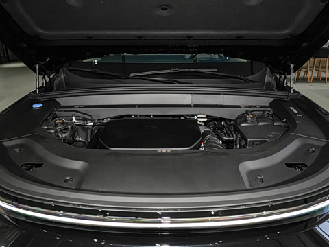 2025�� Ultra ���ܻ��°�