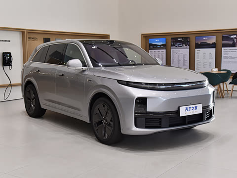 2025�� Max ���ܻ��°�