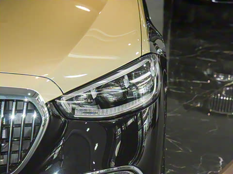 2025�� �Ŀ� S 680 4MATIC