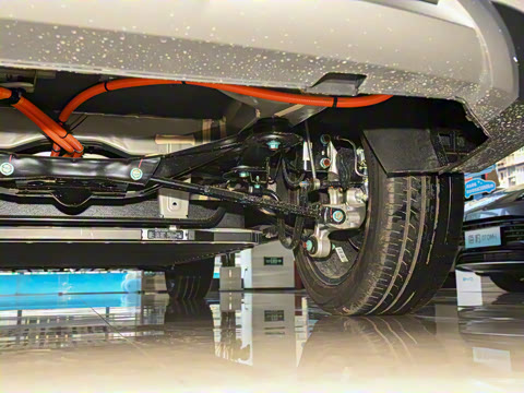 2025�� EV 520km ������