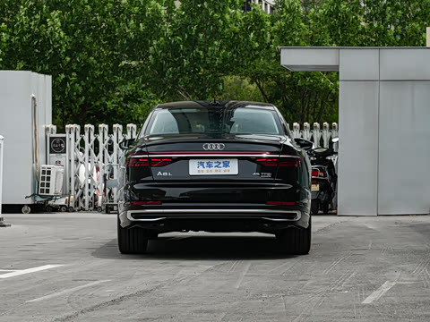 2026�� A8L 45 TFSI quattro ������