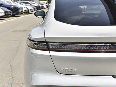 2025�� ���� 230AirѲ����