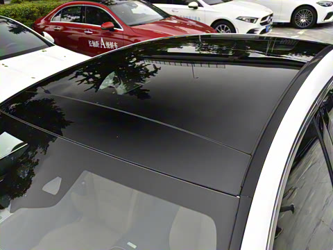 2024�� E 350 e L ���ʽ��϶����˶��γ�