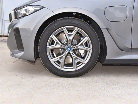 2024�� eDrive 35 L