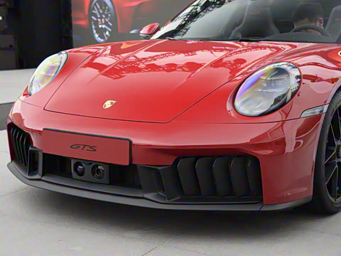 2025�� Targa 4 GTS 3.6T