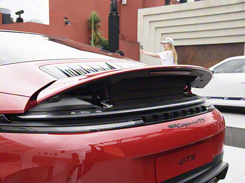 2025�� Targa 4 GTS 3.6T