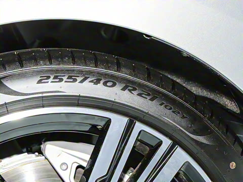 2023�� 740Li ������ M�˶���װ