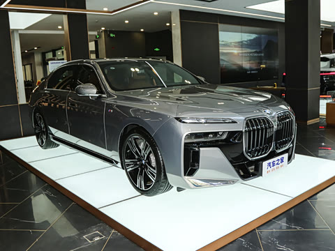 2023�� 740Li ������ M�˶���װ