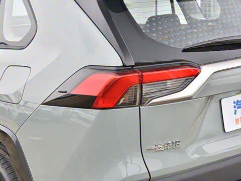 2024�� 2.0L CVT��������Plus��