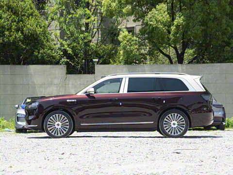 2025�� ���� Ultra�� 100kWh 6����