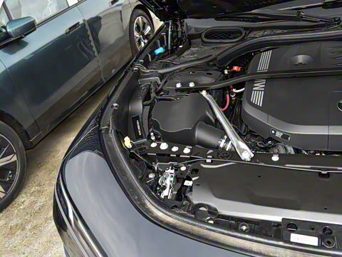 2023�� 735Li ������װ