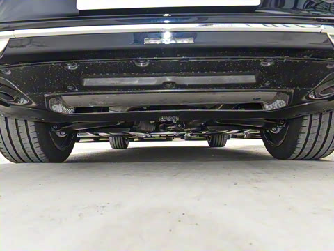 2023�� 735Li ������װ