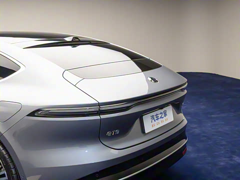 2025�� 102kWh �׷�������