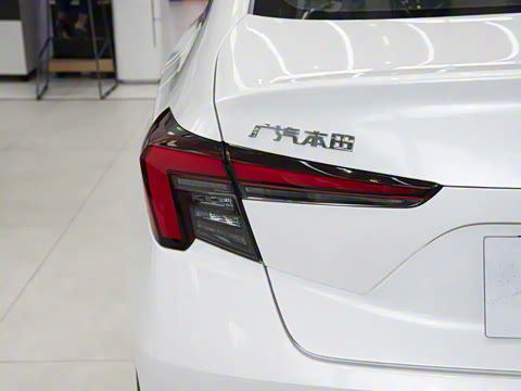 2025�� 240TURBO CVT�Ƽ���