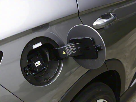 2025�� EV 520km ������