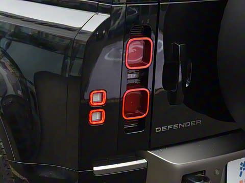 2025�� 90 3.0T P400 X-Dynamic HSE