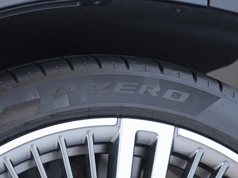 2025�� 102kWh �׷�������