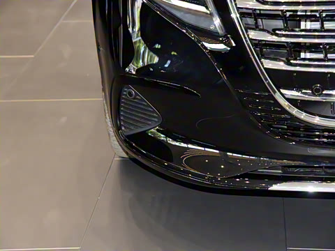 2024�� V 300 L ����������