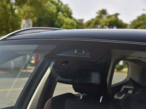 2023�� xDrive25Li X�����װ