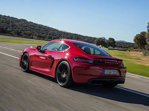2022�� Cayman GTS 2.5T