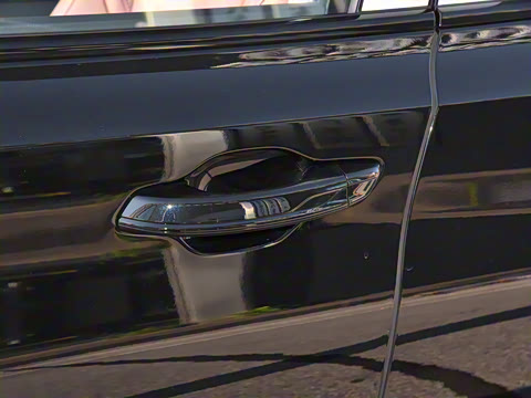 2025�� 2.0T �Զ���Ӱ��