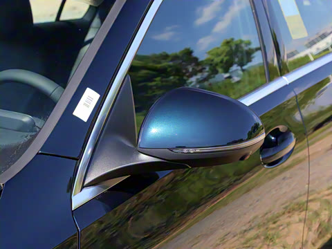 2025�� C 260 L 4MATIC �˶���