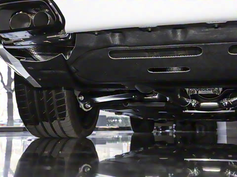 2025�� Black Badge