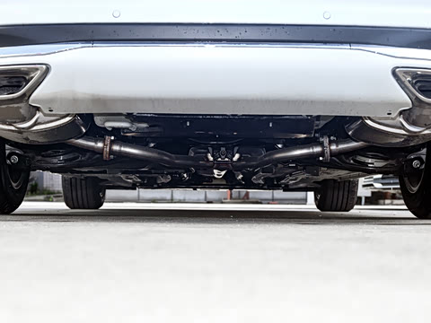 2022�� 2.0L XL-Upr ������